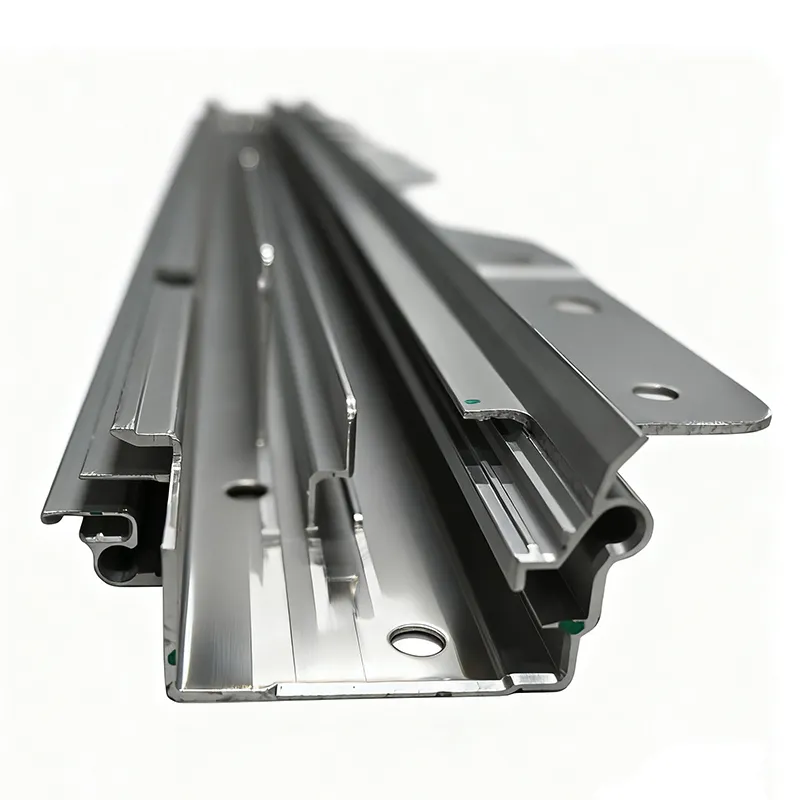 Направляющие панорамного люка тип 1 (2)