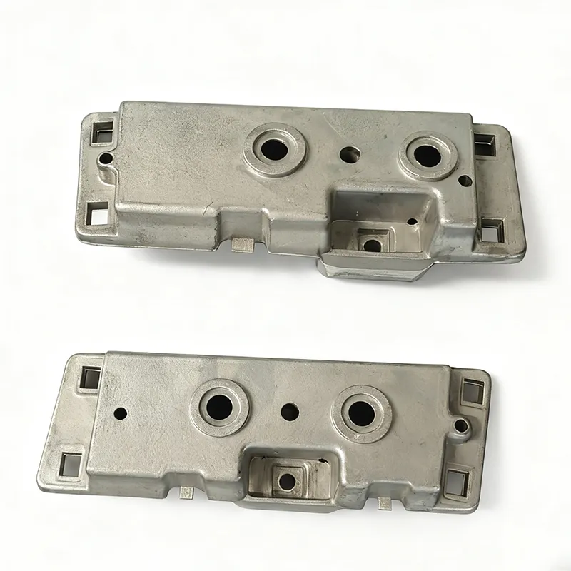 Литые компоненты автомобильного багажника (6)