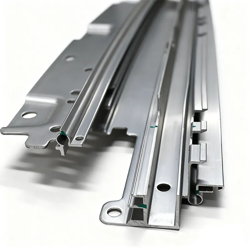 Направляющие панорамного люка тип 1 (4)